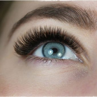 HOLLYWOODSKÝ OBJEM – VOLUME LASHES